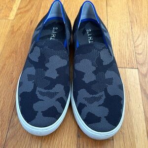 Rothys gray camo women's slip on shoes sz 8